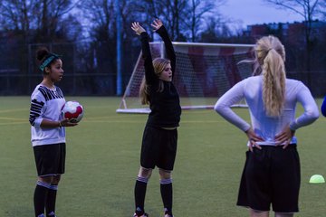 Bild 3 - C-Juniorinnen KT Training